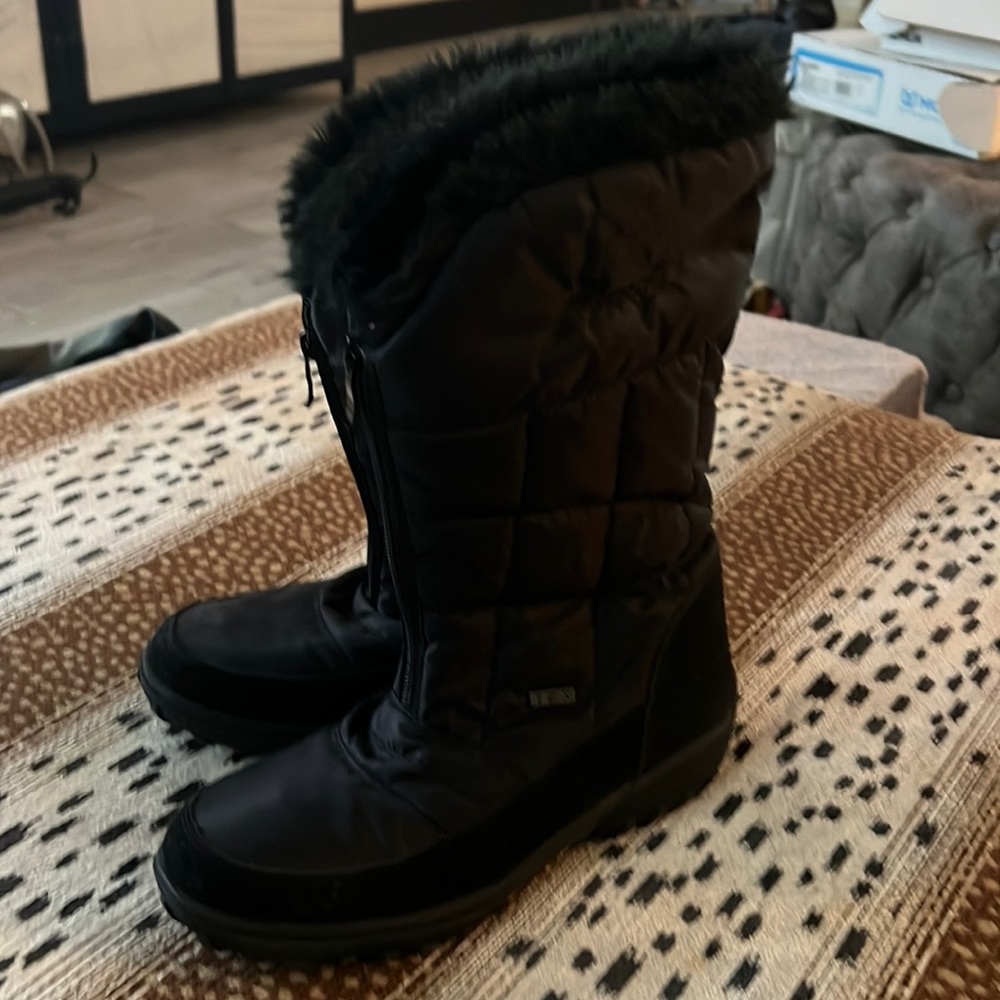 Super fit Shelia all weather zip up boots